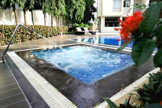 Quality Inn Patria Suites, Rajkot - Rajkot - 4