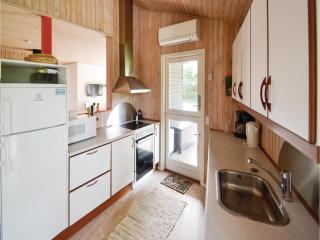 Three-Bedroom Holiday Home In Glesborg - Glesborg - 2