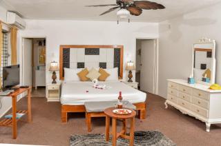 Beyond Sunset Resort & Villas - Treasure Beach - 2
