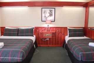 Village Family Motor Inn - Launceston - 4