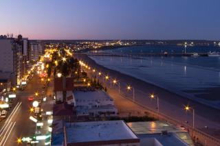 Dazzler by Wyndham Puerto Madryn - Puerto Madryn - 7