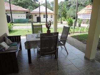 Surinat Luxury Resort - 8