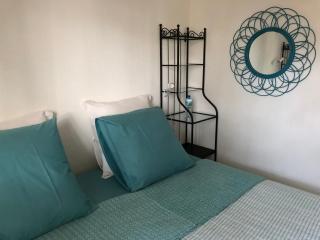 **** Beau T2 de 40 m2, jardin de 70m2, au calme, à 50 mètres de la plage - Le Pradet - 5