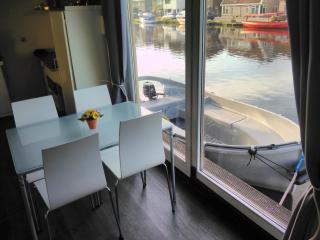 Boathouse Amsterdam with bikes - 8