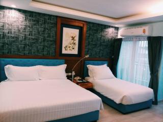 Triple B Boutique Residence - Si Racha - 2