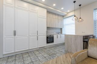 Turgus Square Apartments - 0