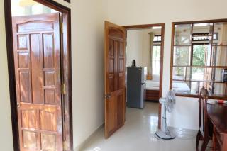 Moon house tropical garden - West side - 1