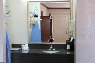 Sanger Inn - 2