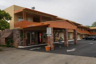 Classic Inn - Red Bluff - 8