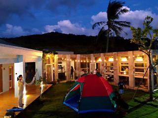 Mooning the Hill - 5