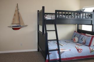 Tennis Court Condo - 6