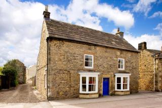Morton House and The Stable Block Masham - Adjoining holiday cottages for singles, couples and large groups - Masham - 0