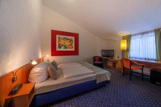 Parkhotel Obertshausen - Obertshausen - 7