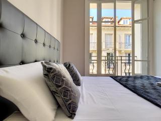 Nestor&Jeeves - LILAS BUFFA - Central - Close sea - Top Floor - Nice - 3