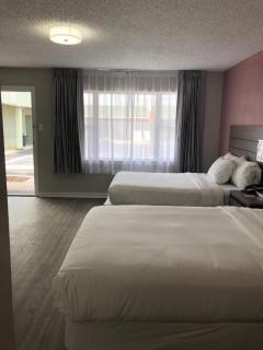 Econo Lodge Inn & Suites - Abilene - 2
