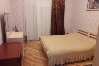 3 Bedrooms Old Street Apartment - Bakoe - 8