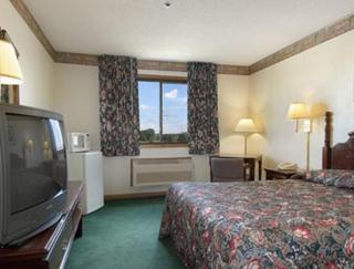 Super 8 by Wyndham McLean/Bloomington SW - 9