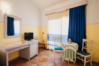 Hotel Luci Del Faro - Calasetta - 4