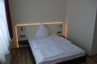 Hotel am Berg Esslingen - Esslingen am Neckar - 5