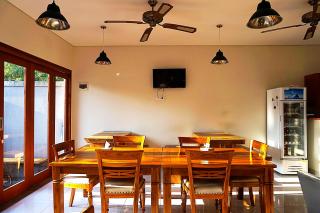 Sweet Corner Guest House - Sanur - 5