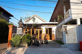 Sweet Corner Guest House - Sanur - 4