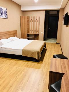 Lords Hotel - Tbilisi - 2