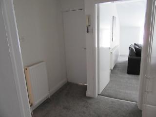 No 6 AT 19 IVANHOE - LARGE 2 BED NEAR SEFTON PARK AND LARK LANE - 8