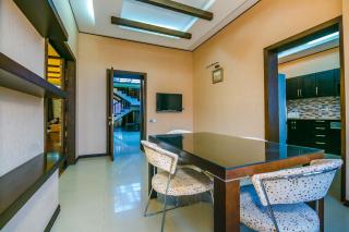 3 Bedrooms Beautiful City Center - 4