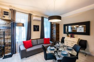 Center of the Center, The Grand Deluxe - Budapest - 5