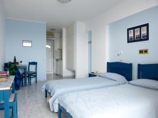 Ostria Seaside Studios and Apartments - Katarráktis - 6
