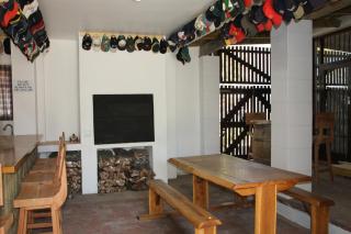 Petal's Place - Robertson - 1