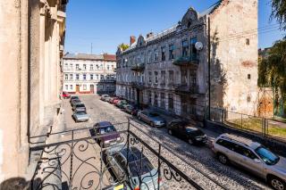 Квартира в центрі з дизайнерським ремонтом - Lviv - 2