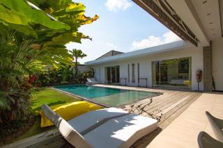 Villa Saha - Elegant 3-Bedroom in Seminyak - Seminyak - 8