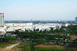 Minimalist Studio Room at The Springlake Apartment Sumarecon Bekasi By Travelio - Bekasi - 1