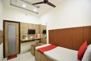 Hotel Atlantic- 500 M from Alwar Bus Stand - 4