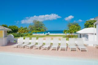 Allamanda Beach Hotel - 0