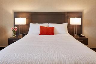 Travelway Inn Sudbury - 8