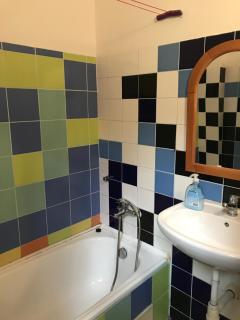 Hotel sebarozvoja s možnosťou získania inšpirujúcich prostriedkov na zmenu interiéru - Bratislava - 4