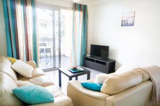 SUN JULZ Apartments on the Beach - 7