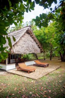 Capricorn Beach Cottages - Pangani - 7