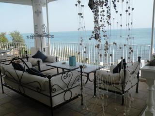 La Piazza Luxury Hotel & Spa - Panarea - 4