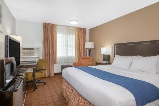 Baymont by Wyndham Roseburg - Roseburg - 4