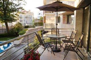 JOIVY Graca Luminous 2-BR Apartment with Terrace - Lisbona - 0