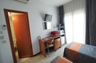 Hotel Montserrat - Sitges - 3