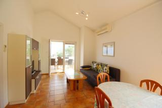 Apartment Pintar Beach - Baška - 4