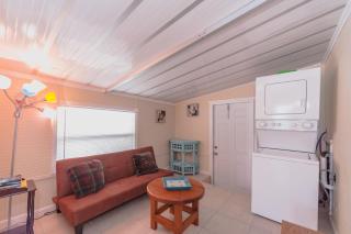 Island Beach House with No Extra Fees - Jensen Beach - 1