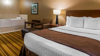 Rock Island Inn & Suites Marshalltown - 1