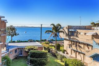 Bella Vista Unit 20 19 Shoal Bay Road - Shoal Bay - 7