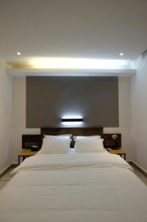 DaLi LOFT Travelling With Hostel - Dali - 7