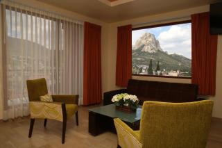 Hotel Plaza Bernal - Bernal - 0